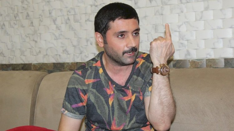    “Kim əsəbləşirsə, müğənniləri təhqir edir”   – İzzət əsəbləşdi + Video