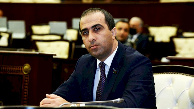    Gənc deputatın baltası: Bu adamlar eyvandan yıxılmayıb...    