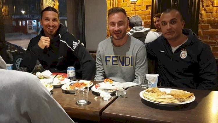    İbrahimoviç iftar yeməyində   - Foto