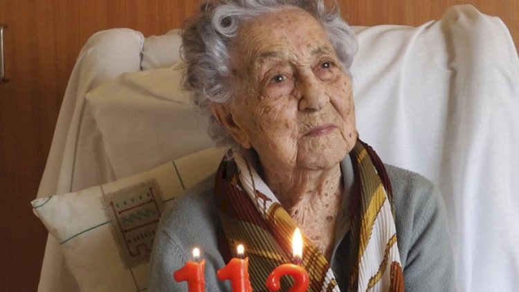    113 yaşlı qadın koronavirusa qalib gəldi - Foto   