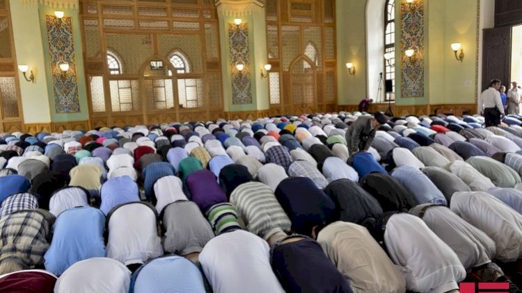    “Məscidlərdə bayram namazının qılınması mümkün deyil“ - QMİ   