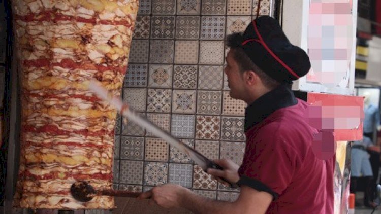   “Dönər satdığım üçün məktəbə getmirdim”   – Əməkdar artist