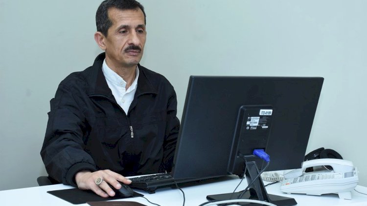    Gültəkin Hacıbəyli “qumbaranı partladır”   