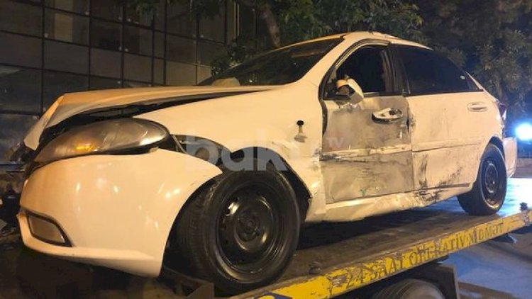    Bakıda ağır qəza: Avtomobillər sıradan çıxdı, sürücüləri polis apardı - Fotolar   