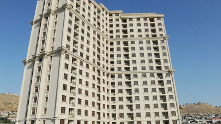    Jurnalistlərin binası ilə bağlı son durum – “Rəhbərlik nə deyirsə, onu da edirəm”   
