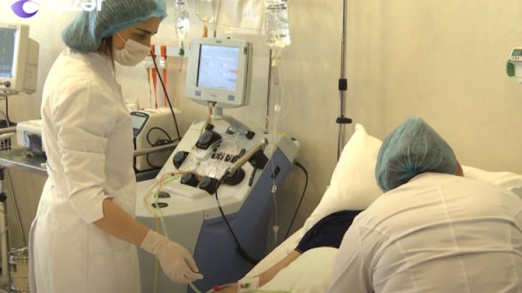    Azərbaycanda koronavirus xəstələrinə yeni müalicə üsulu tətbiq olunur - Video   