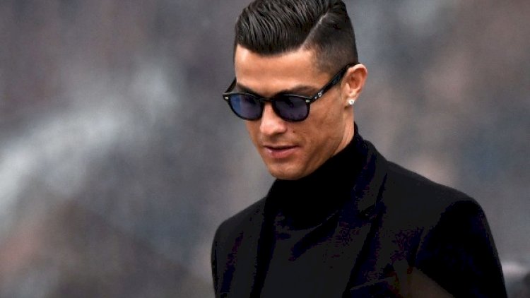    Ronaldo ilk milyarder futbolçu oldu   