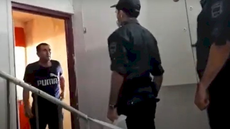    “102“yə zəng edib çörək istədi, polislər qapısına gətirdi - Video   