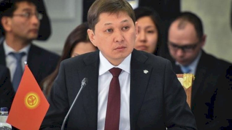    Keçmiş baş nazirə 18 il həbs verildi   