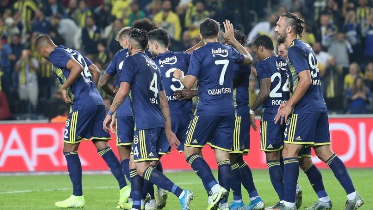    “Fənərbaxça“da ayrılıq   