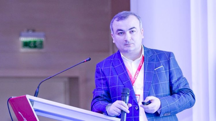    Məşhur şirkətin rəhbəri istefa verdi   