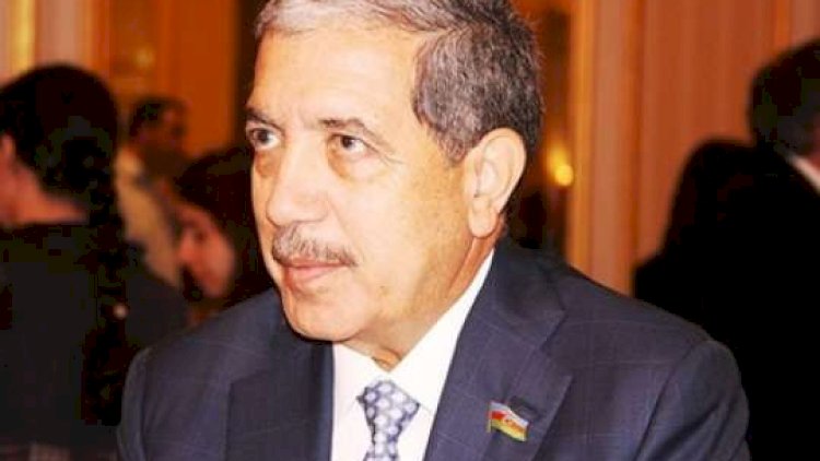    Şəmsəddin Hacıyev bağa gedib   