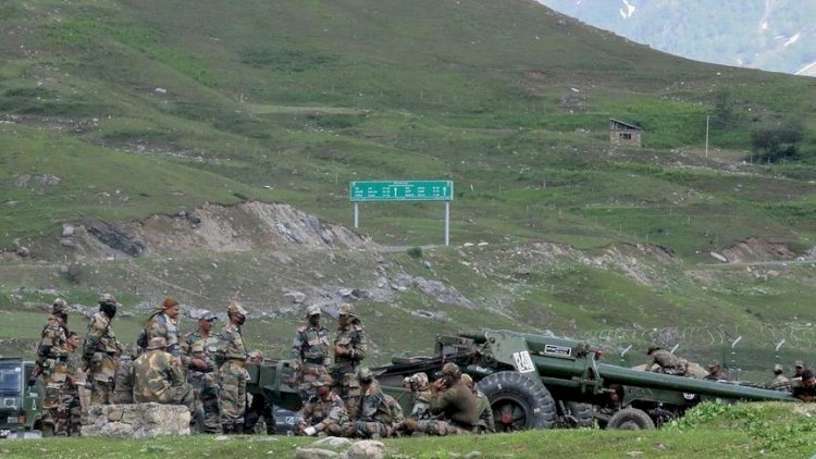    Hindistan Çinin 40 əsgərini öldürdü   