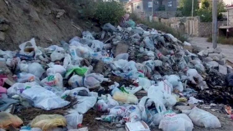    Bəzi küçələr “zibil poliqonu”nu xatırladır – Bələdiyyələr hara baxır?   
