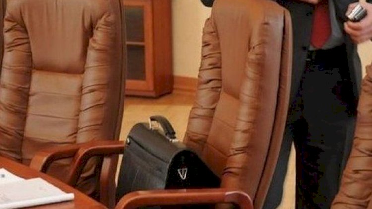    Daha bir keçmiş məmurun Praqadakı şirkətləri üzə çıxdı -   Fotofaktlar