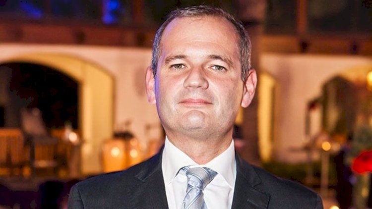    DİN-dən “Fairmont Baku“nun rəhbəri ilə bağlı açıqlama   