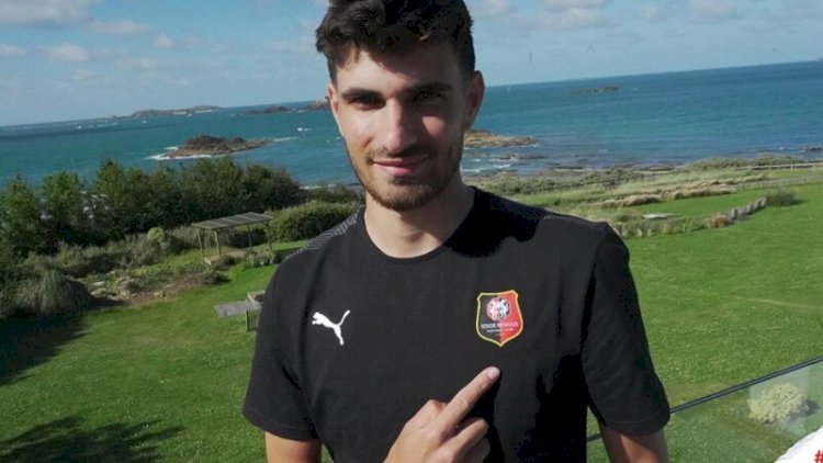    Bu futbolçunu 12 milyon avroya satdılar - Foto   