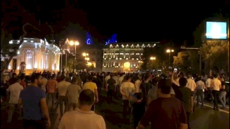    Minlərlə insan Bakıdakı yürüşə qatıldı - Video   