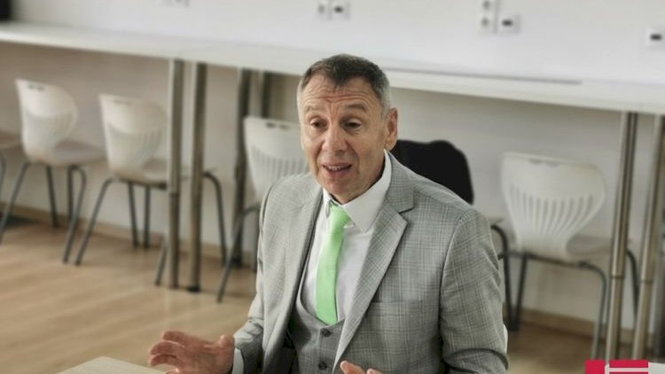    “Vəziyyətin gərginləşməsi Paşinyana daxili siyasi səbəblərə görə lazımdır“   - Rusiyalı politoloq