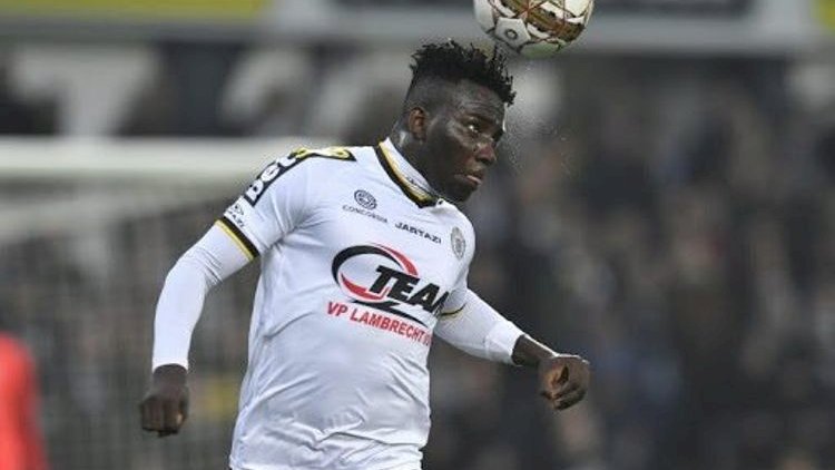    “Neftçi” nigeriyalı futbolçunu transfer etdi   
