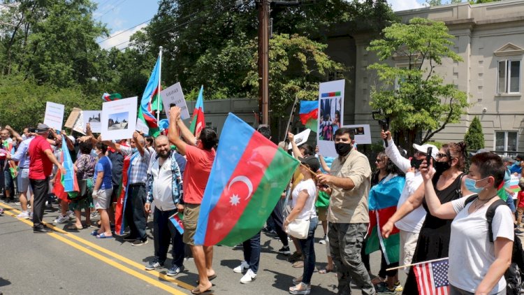    Azərbaycan, türk və yəhudi icmaları ermənilərə qarşı birgə aksiya keçirdi - Fotolar   