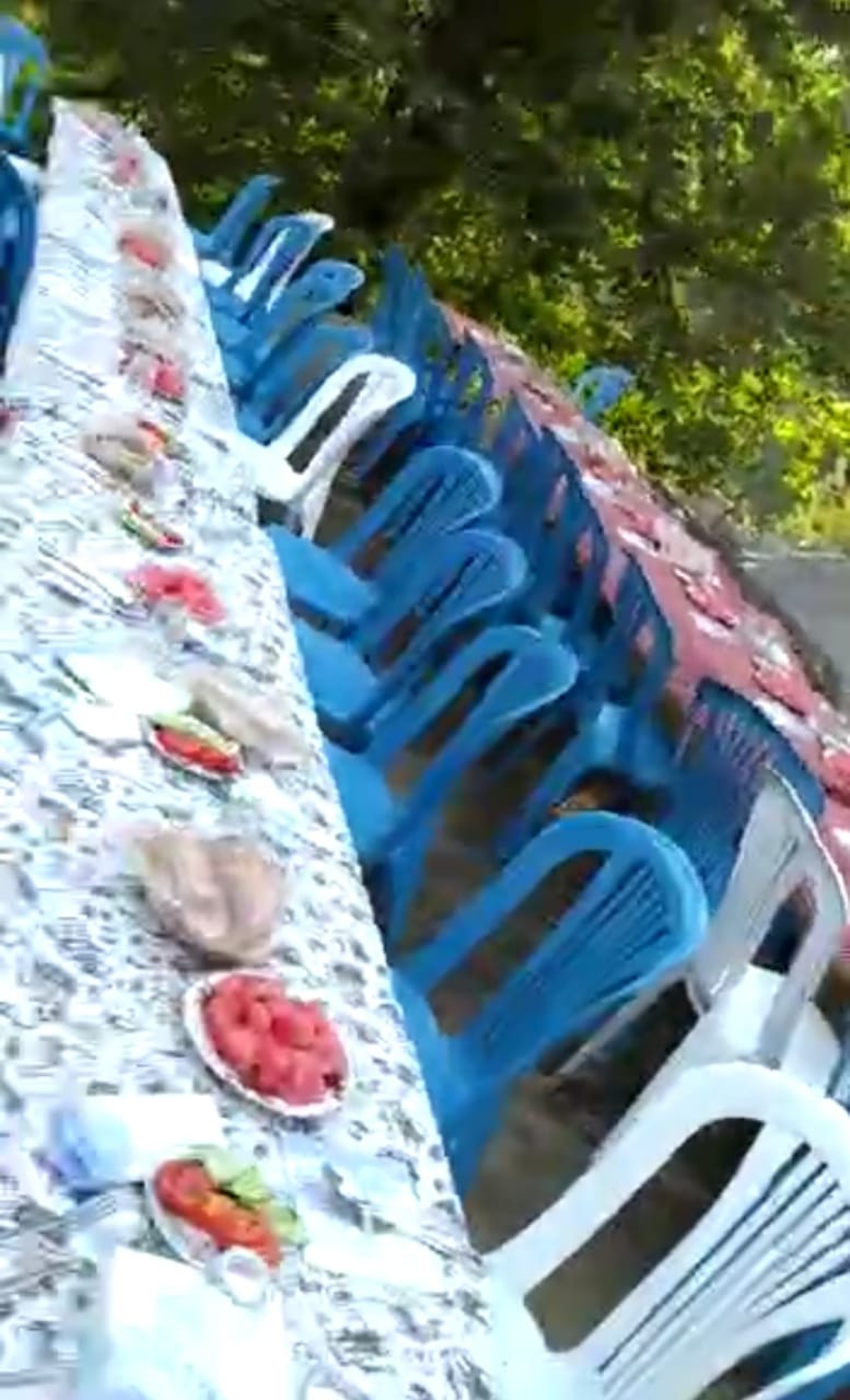 Oğluna tikdirdiyi təzə evə görə 40 nəfərlik məclis qurdu, saxlanıldı 