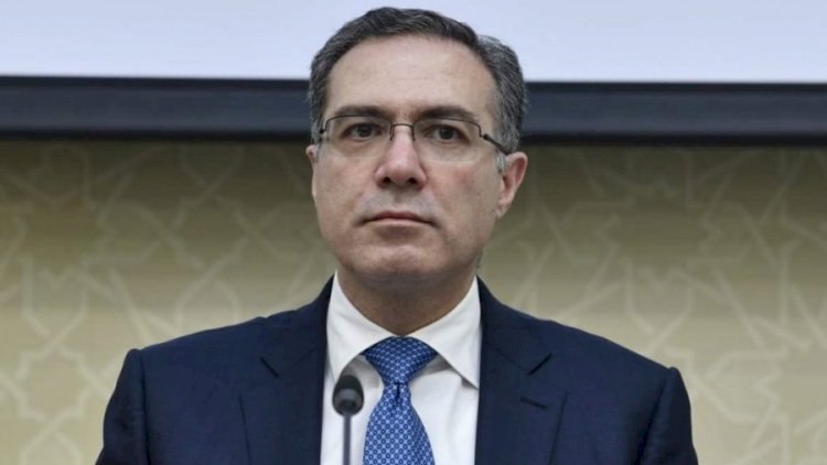    “Saçımı kəsdirib, sizinlə görüşə gəlmişəm” – Prezidentin köməkçisi    