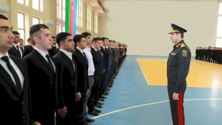   Vilayət Eyvazov polis olmaq istəyənlərin sıra baxışını keçirdi   