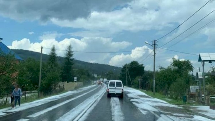    Ukraynada yayın ortasında qar yağdı   
