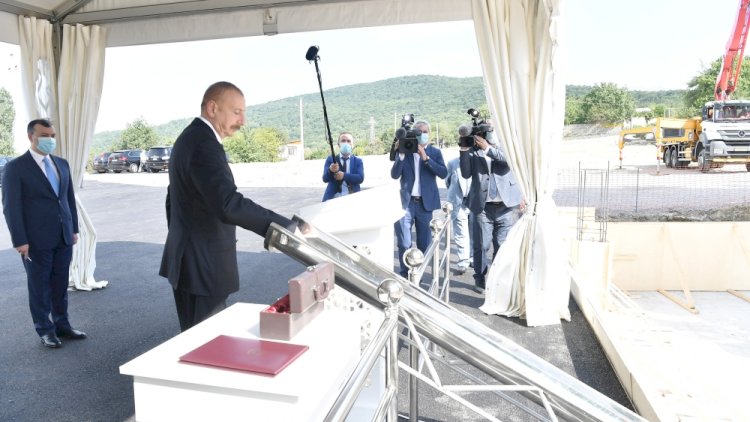    Prezident yeni mərkəzin təməlini qoydu - Fotolar   