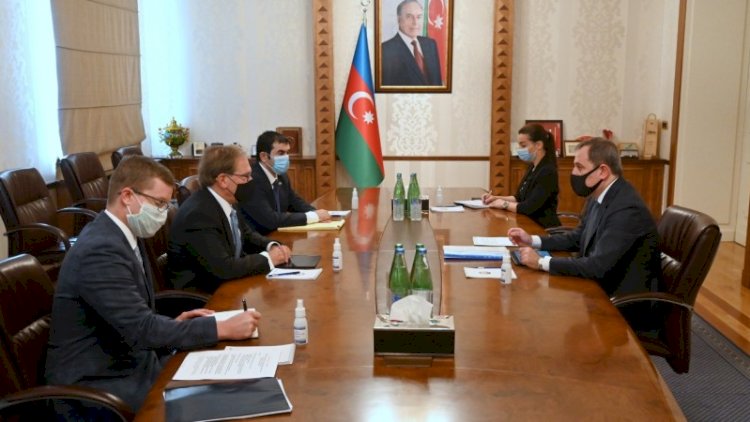    Ceyhun Bayramov Almaniya səfiri ilə görüşdü   
