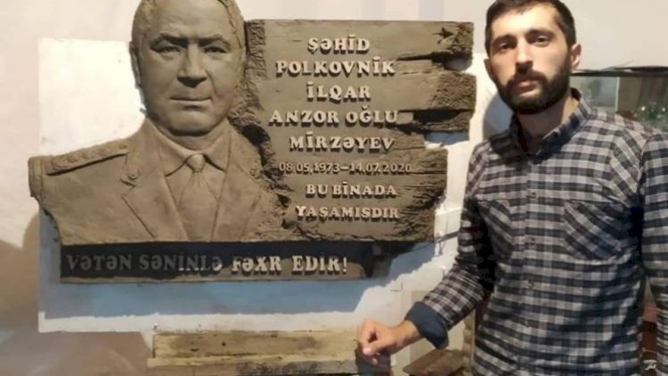    Tələbə-rəssam şəhid polkovnikin büstünü hazırladı - Foto   