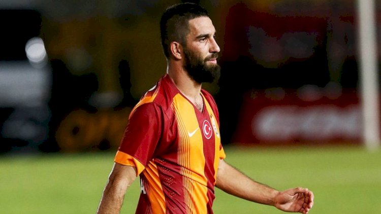    Arda Turan “Qalatasaray”a qayıtdı   