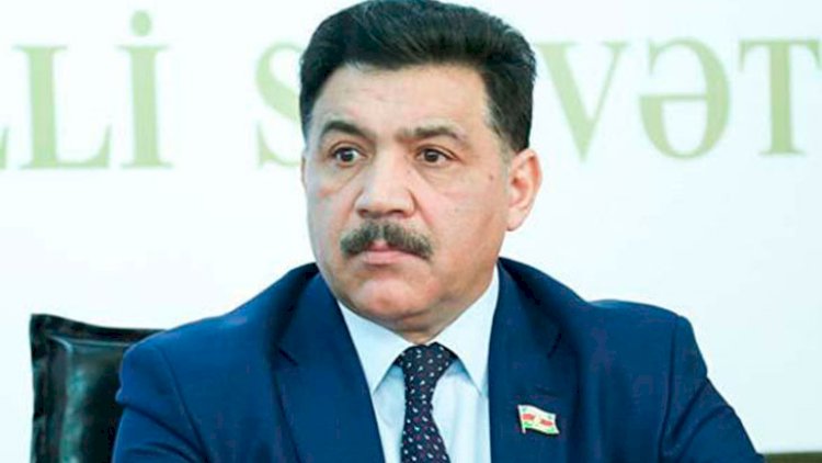    Deputata ağır itki üz verdi   