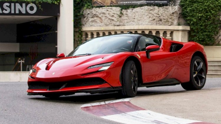   “Ferrari” ən güclü super maşının istehsalını dayandırdı   