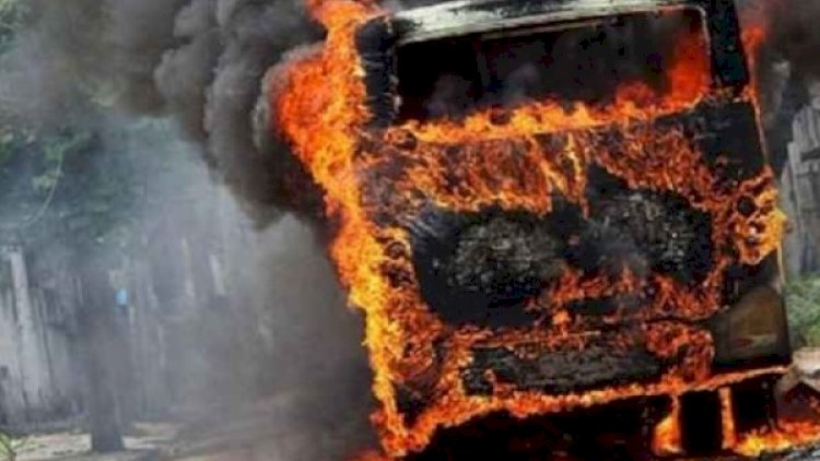    Bakıda avtobus yandı   