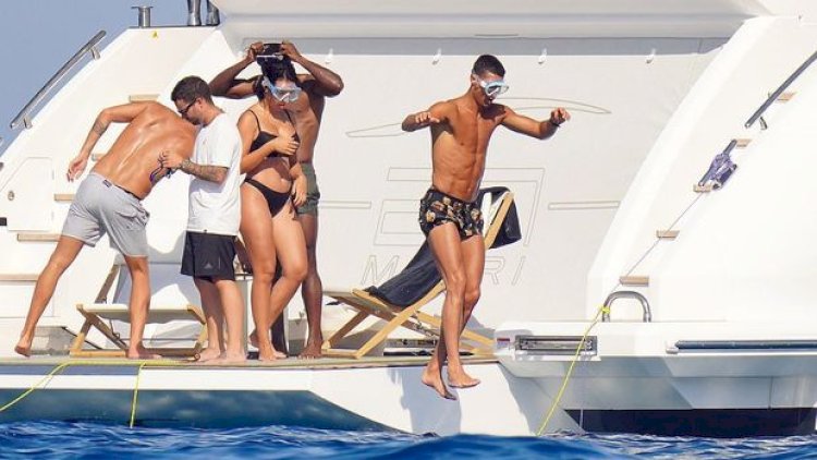    Ronaldo və sevgilisi yaxta gəzintisində - Fotolar   