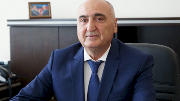    Sabiq baş prokurorun qardaşı işdən çıxarıldı   