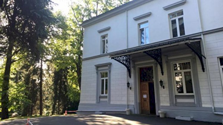    Rusiyalı diplomat casus qalmaqalına görə Norveçdən çıxarılır   