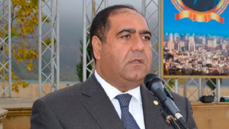    “İcra başçısı dəbdəbəli həyat tərzi sürür” yazan hüquqşünasın həbsi tələb edilir   