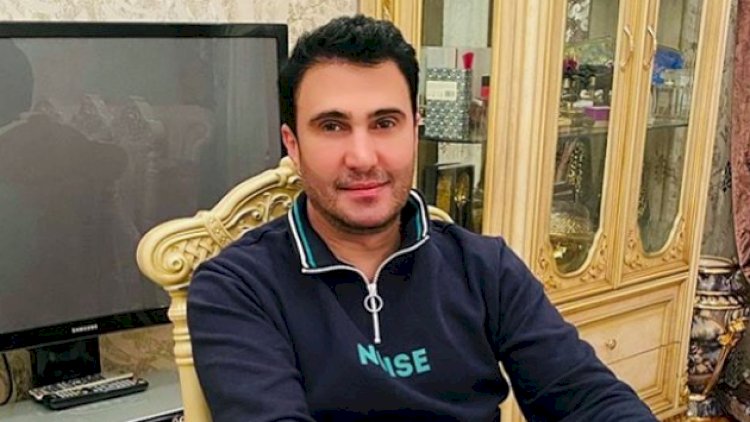    “Biri lütlənir, biri orasını-burasını açıb göstərir...”   - Nadir Qafarzadə