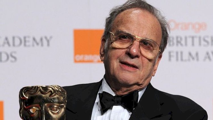    Ronald Harvud vəfat etdi   
