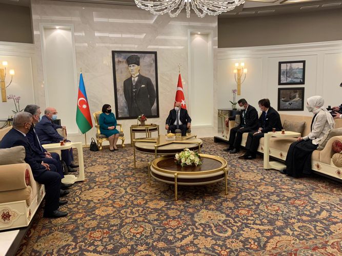 Sahibə Qafarova Türkiyədə səfərdədir - Foto 