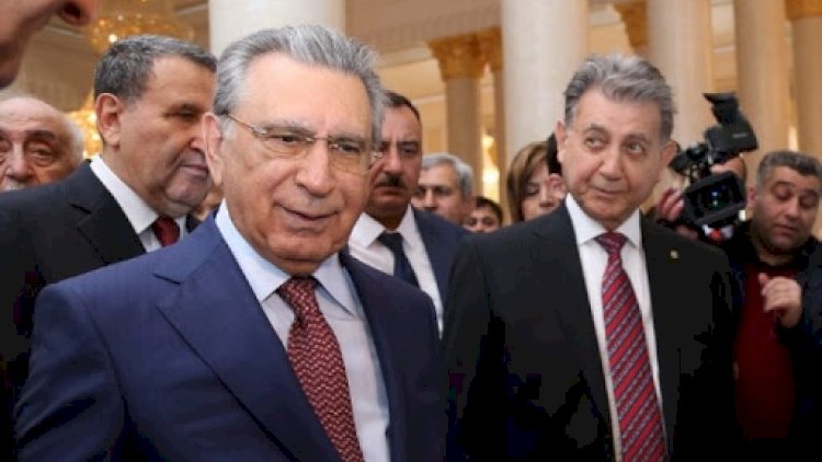    Ramiz Mehdiyev kitabxana üçün yataq ləvazimatları sifariş edib   