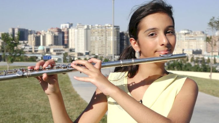    Həkim məsləhətindən şoka düşən azərbaycanlı qız ömrünü musiqi ilə uzatdı   