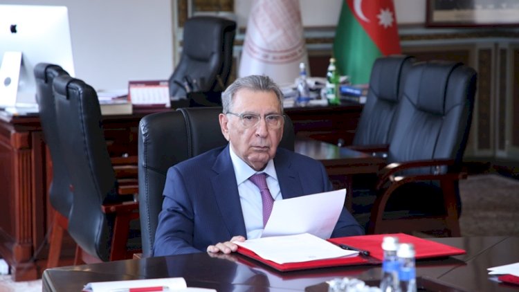    Mehdiyevin “dibçəkdə” yetişdirdiyi akademik korpus    