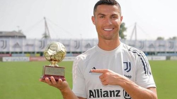    Ronaldo “dünyanın ən yaxşı bombardiri“ seçildi   