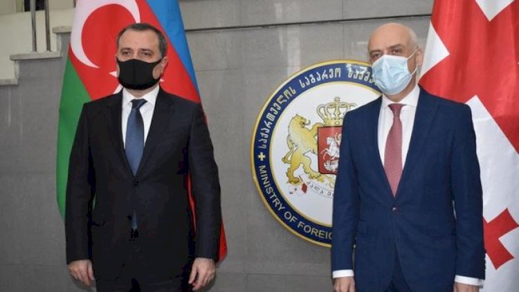    Ceyhun Bayramov gürcü həmkarı ilə görüşdü   