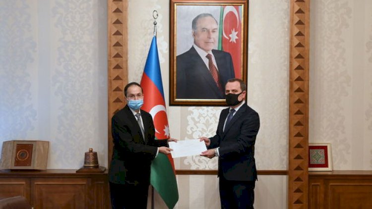    Ceyhun Bayramov Pakistanın yeni səfiri ilə Qarabağ münaqişəsini müzakirə etdi   