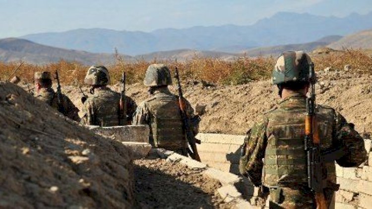   Ermənistanda dezertirlər komandanlığa gətirilir   